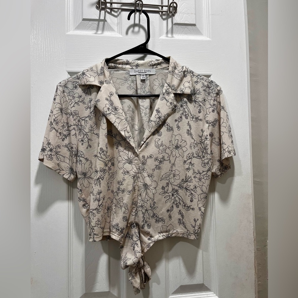 Collared Blouse- Women Size XS!!!
